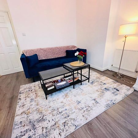A Modern 2 Bedroom Seaside Apartment Hastings Bagian luar foto